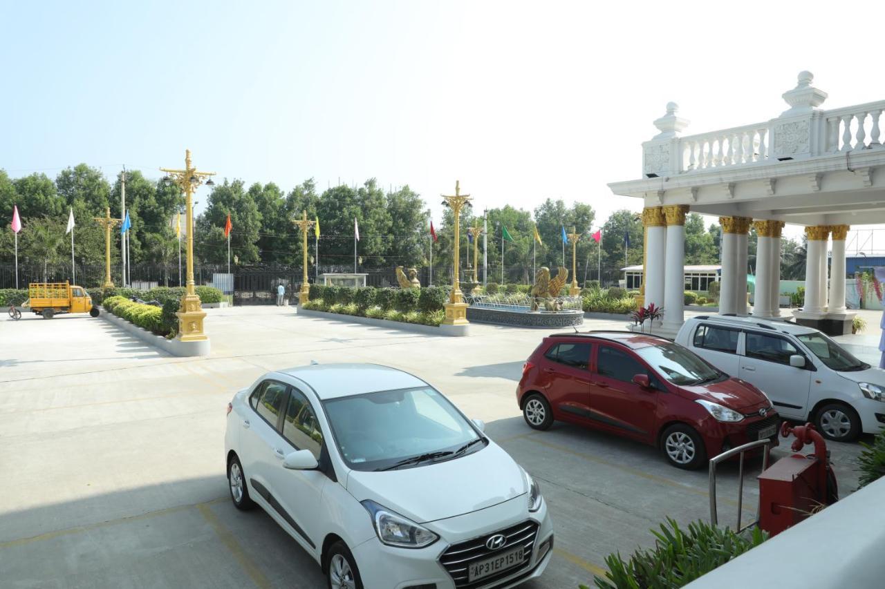 Gadiraju Palace Convention Centre & Hotel Visakhapatnam Exterior photo
